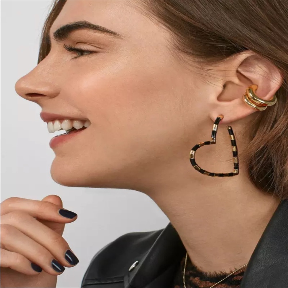 • Colbie • 2pc Ear Cuffs - Picture 2 of 5